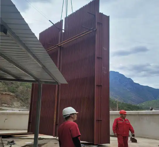 拦污栅带水吊装